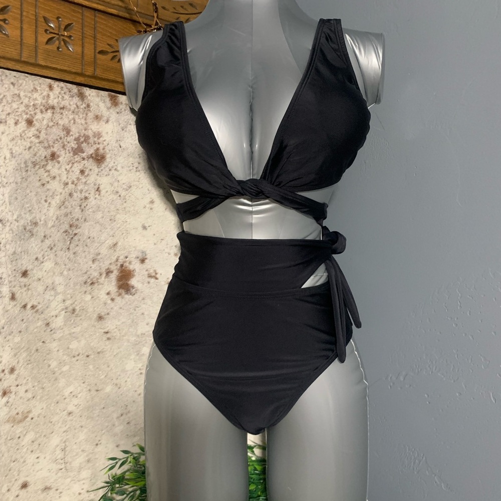 Swimsuit Bikini